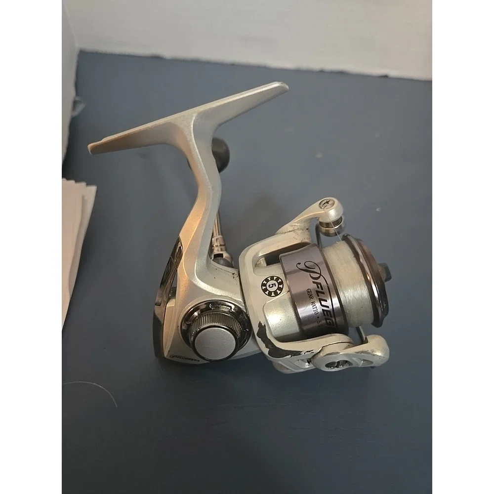 PLUGUER TRION‎ SP20 Fishing Reel GUC